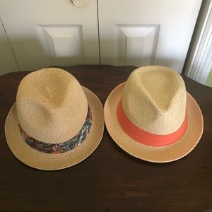 2 straw fedoras